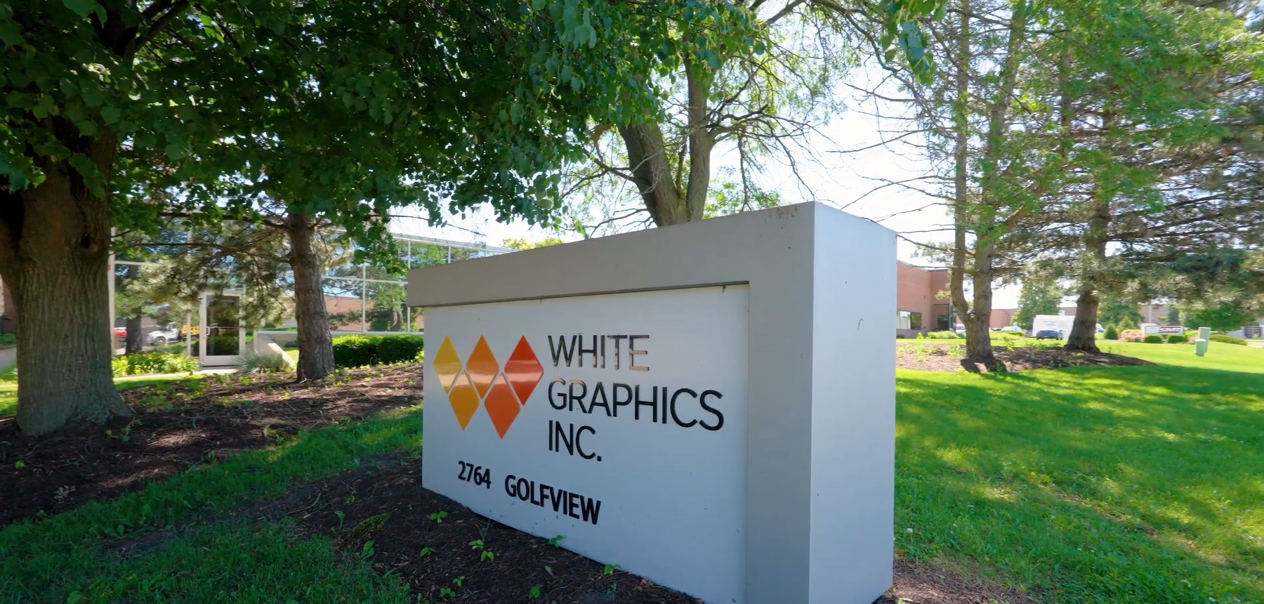White Graphics in Naperville, Illinois